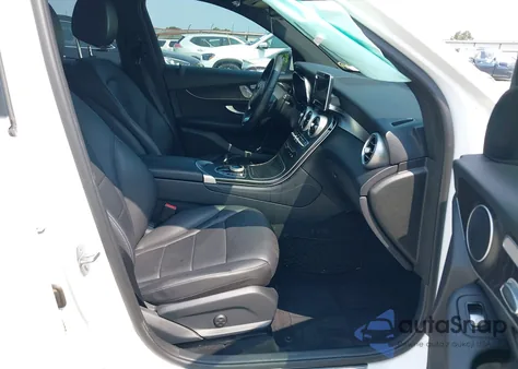 2018 Mercedes-Benz Glc 300 from USA, damaged, VIN WDC0G4JB0JV108975